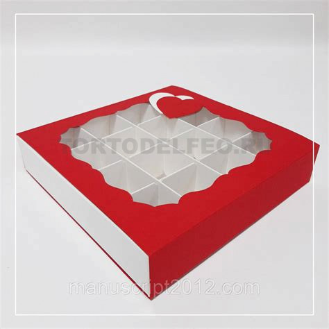 Коробка на 4 конфеты 12*12*3см красная